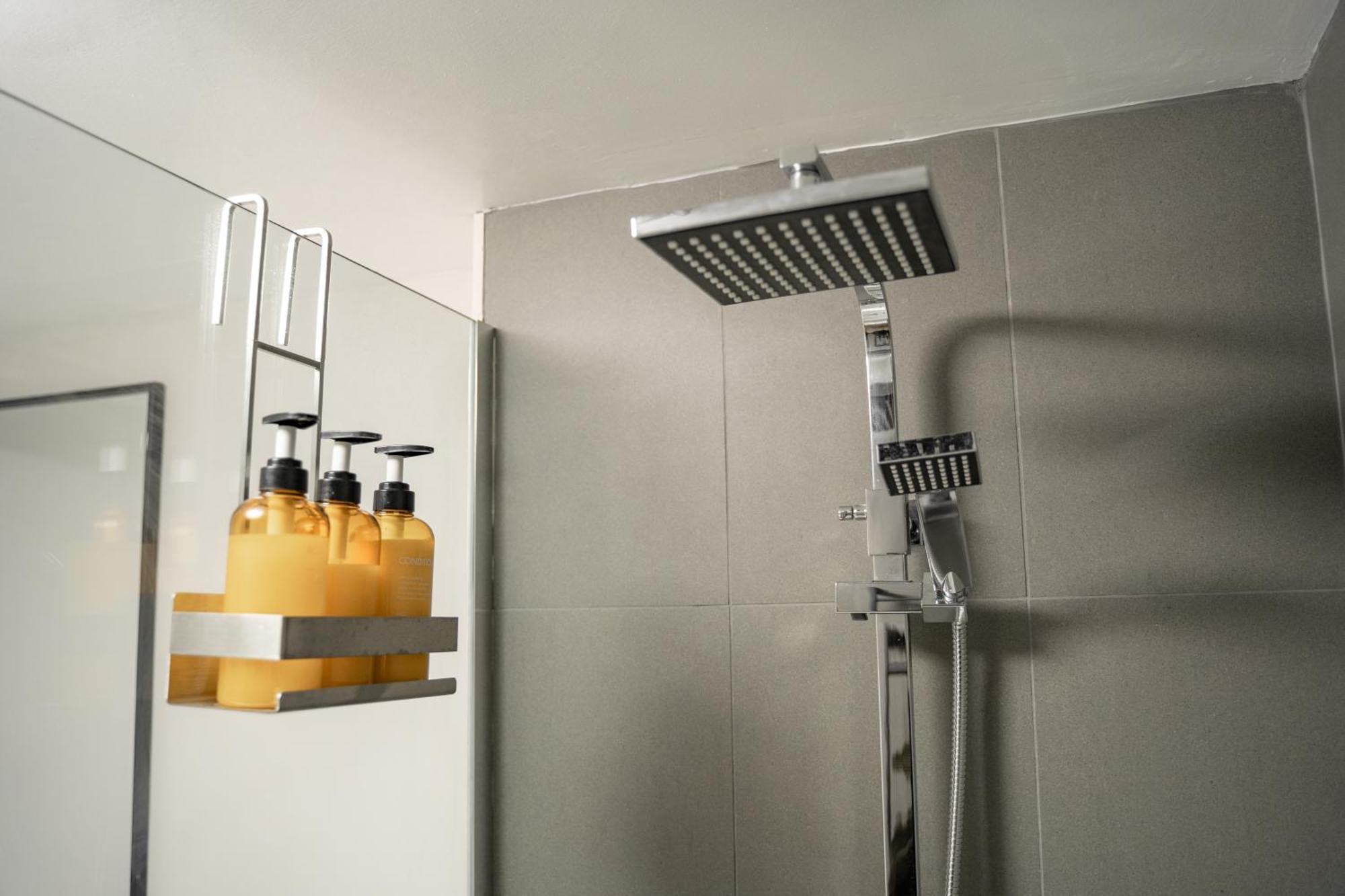 Stylish & Recently Refurbished Chester Apartment - Up To 6 Eksteriør billede